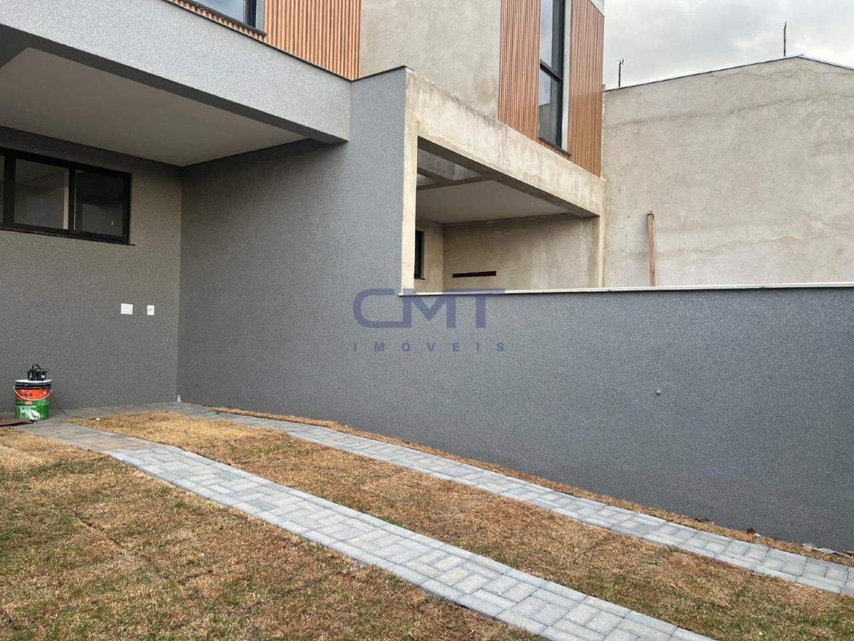 Casa, Estoril, 3 Quartos, 2 Vagas, 1 Suíte
