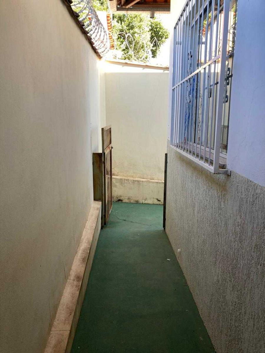 Casa, Centro, 4 Quartos, 6 Vagas, 1 Suíte
