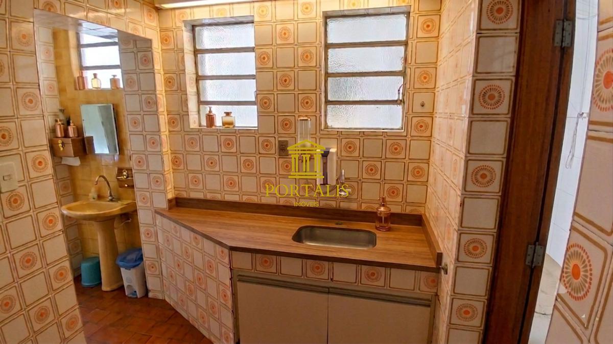 Casa, Santa Efigênia, 4 Quartos, 1 Vaga, 1 Suíte