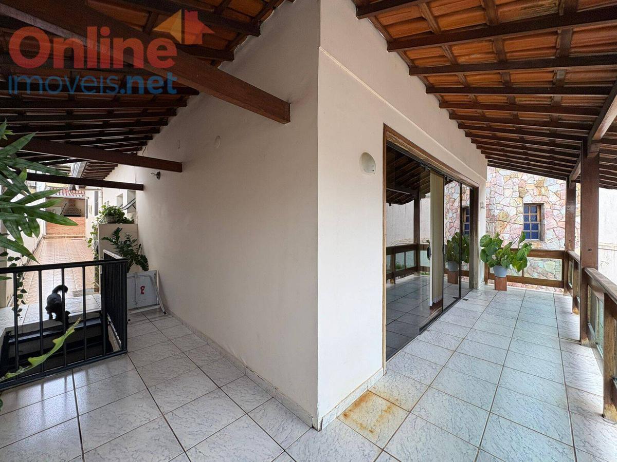 Casa, Dona Clara, 3 Quartos, 0 Vaga, 1 Suíte