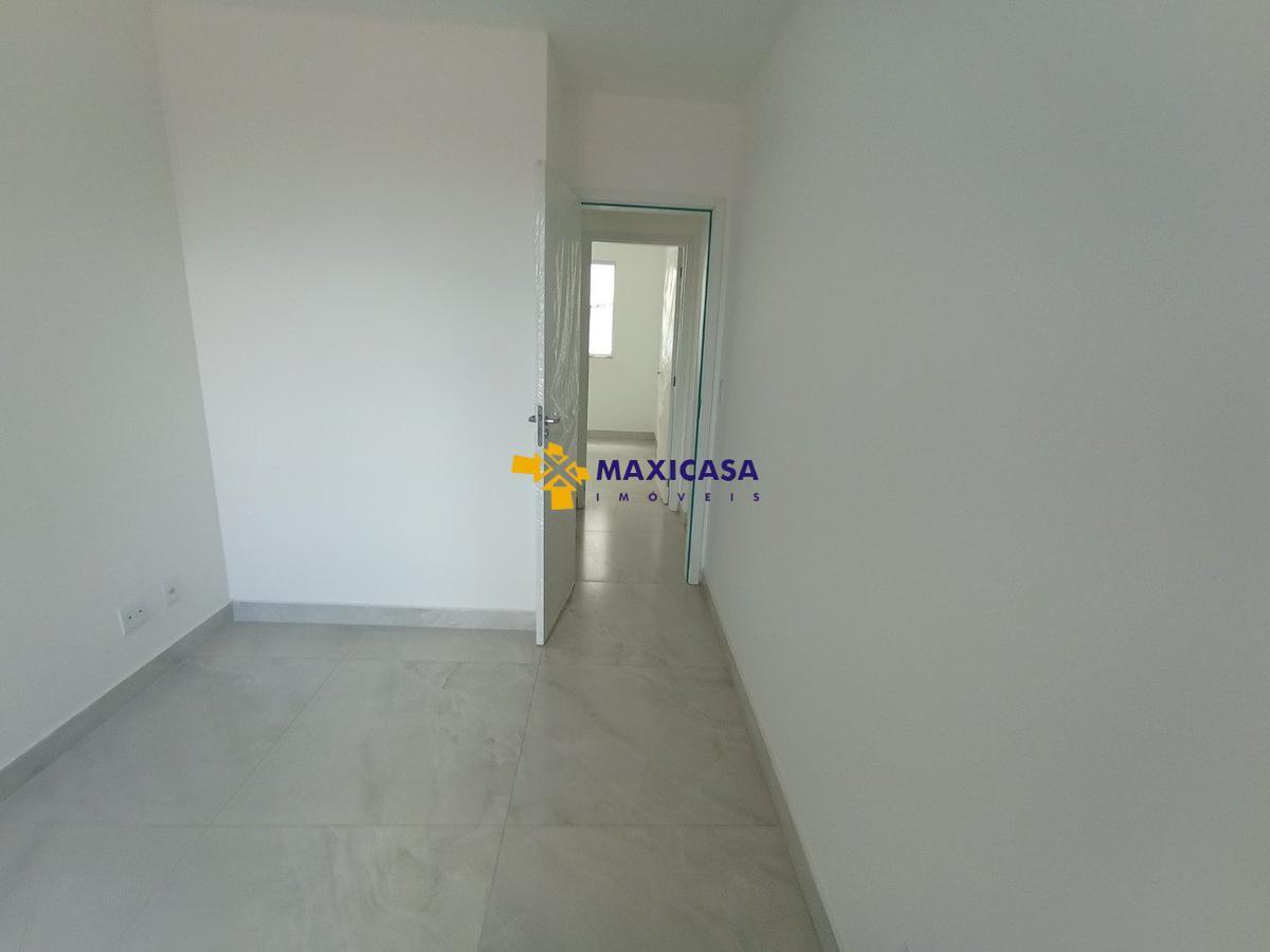 Casa, Planalto, 2 Quartos, 1 Vaga, 2 Suítes