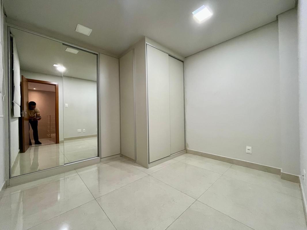 Cobertura, Cabral, 2 Quartos, 2 Vagas, 1 Suíte