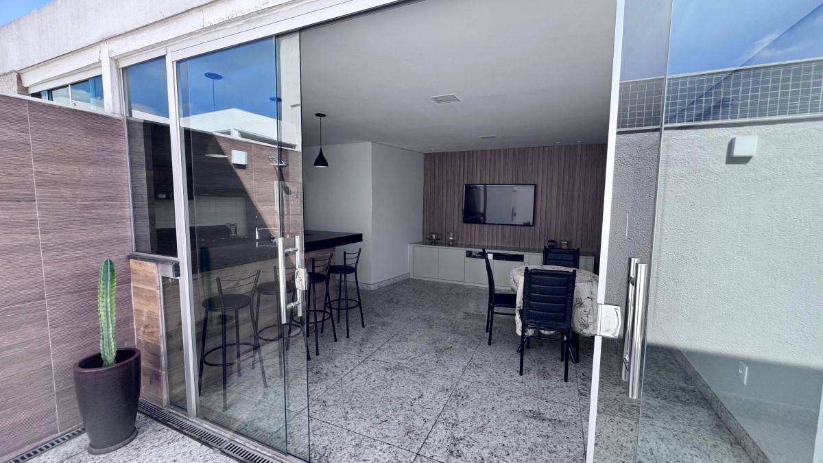 Cobertura, João Pinheiro, 2 Quartos, 2 Vagas