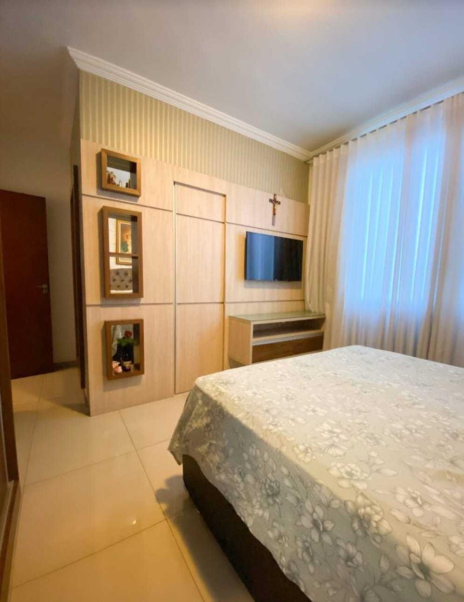 Casa, Mantiqueira, 3 Quartos, 2 Vagas, 1 Suíte