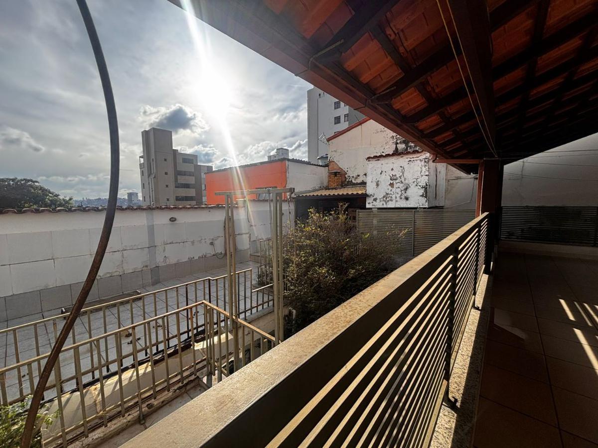 Casa, Nova Floresta, 6 Quartos, 3 Vagas, 4 Suítes