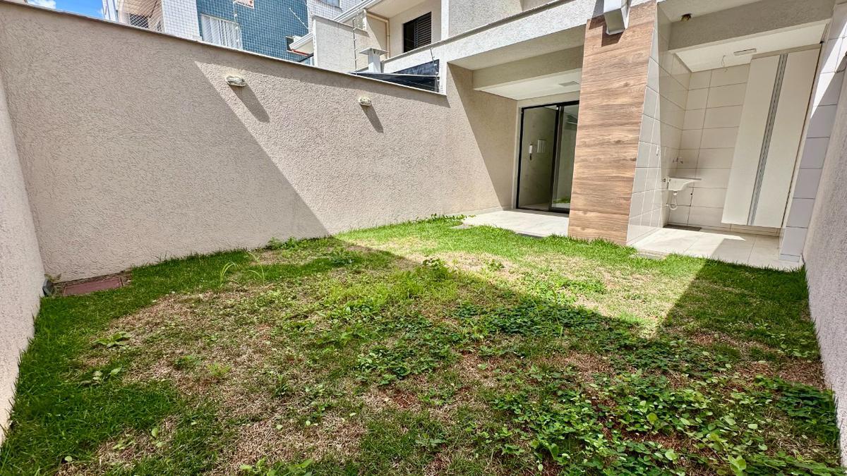Casa, Itapoã, 3 Quartos, 4 Vagas, 1 Suíte