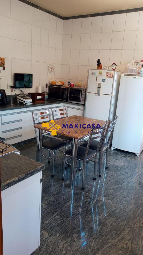 Casa, Pampulha, 3 Quartos, 4 Vagas