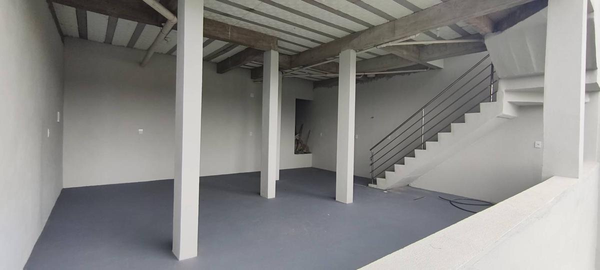 Casa, Alto Serenata, 3 Quartos, 2 Vagas, 1 Suíte