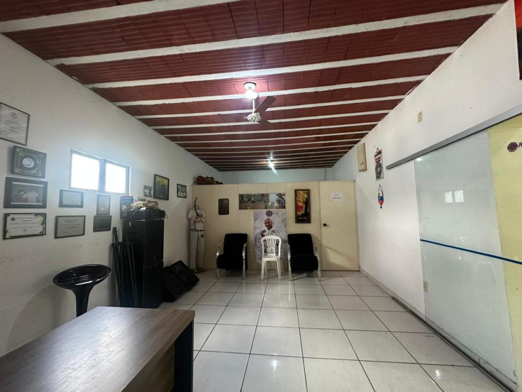 Galpão, Santa Efigênia, 1 Quarto, 1 Vaga