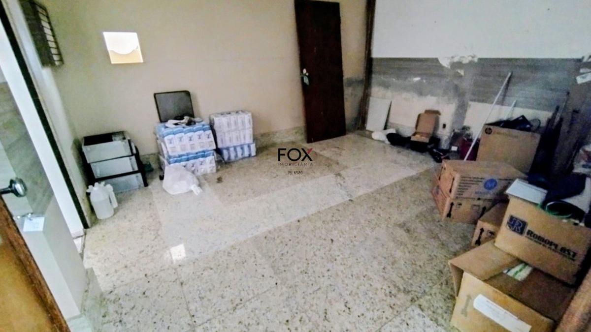Sala, Barreiro, 0 Quarto, 0 Vaga