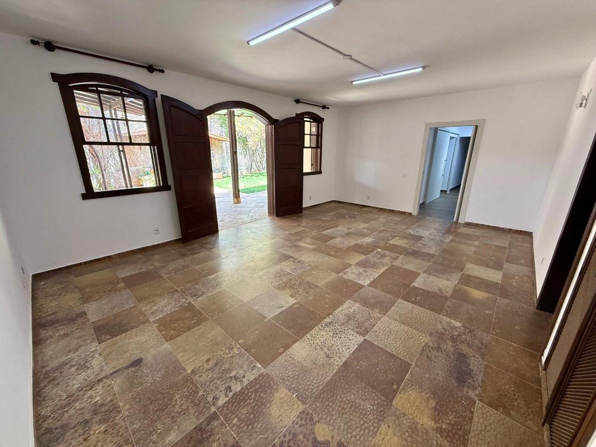 Casa, São Luiz (pampulha), 5 Quartos, 8 Vagas, 2 Suítes