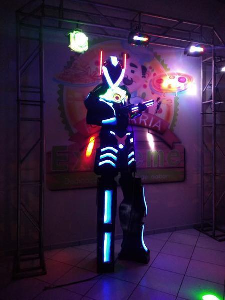 Robô Led Animação de Festas Bh, Atração Diferente Para Evento Belo Horizonte