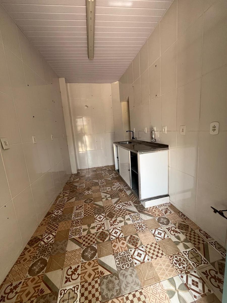 Casa, Centro, 5 Quartos, 0 Vaga, 1 Suíte