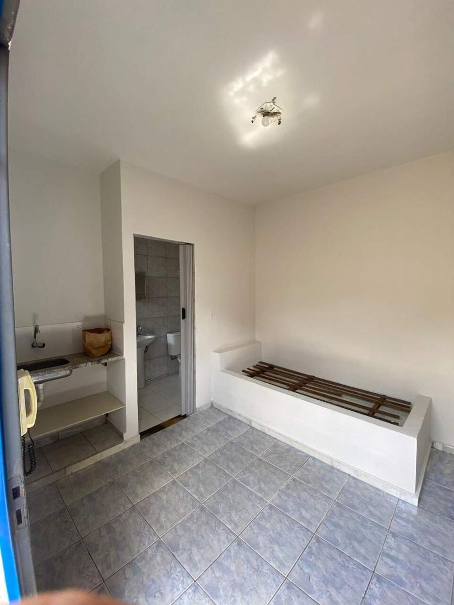 Quitinete, João Pinheiro, 1 Quarto, 0 Vaga