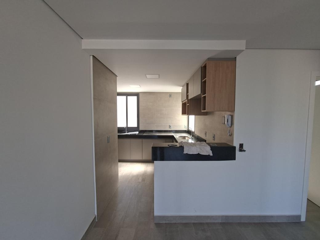 Apartamento, Lourdes, 2 Quartos, 2 Vagas, 1 Suíte