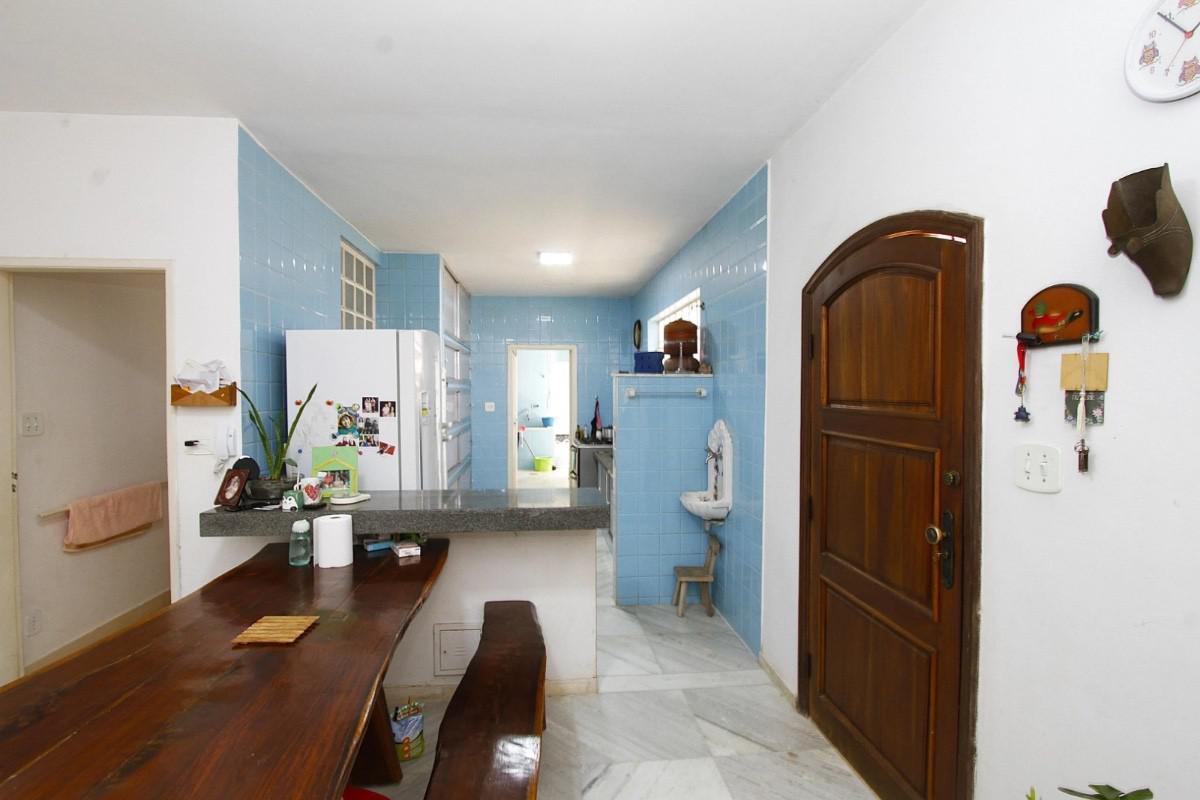 Casa, Santo Antônio, 5 Quartos, 4 Vagas, 2 Suítes