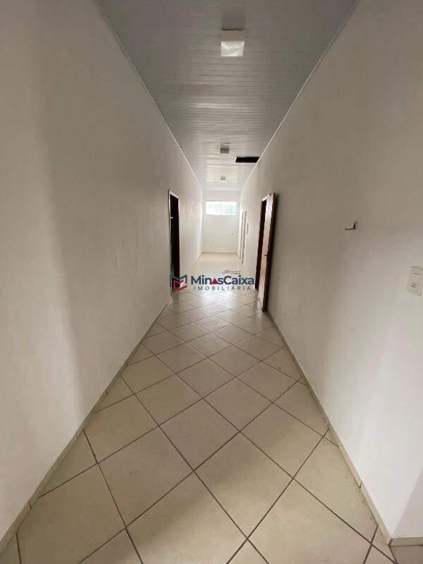 Prédio, Funcionários, 0 Quarto, 3 Vagas