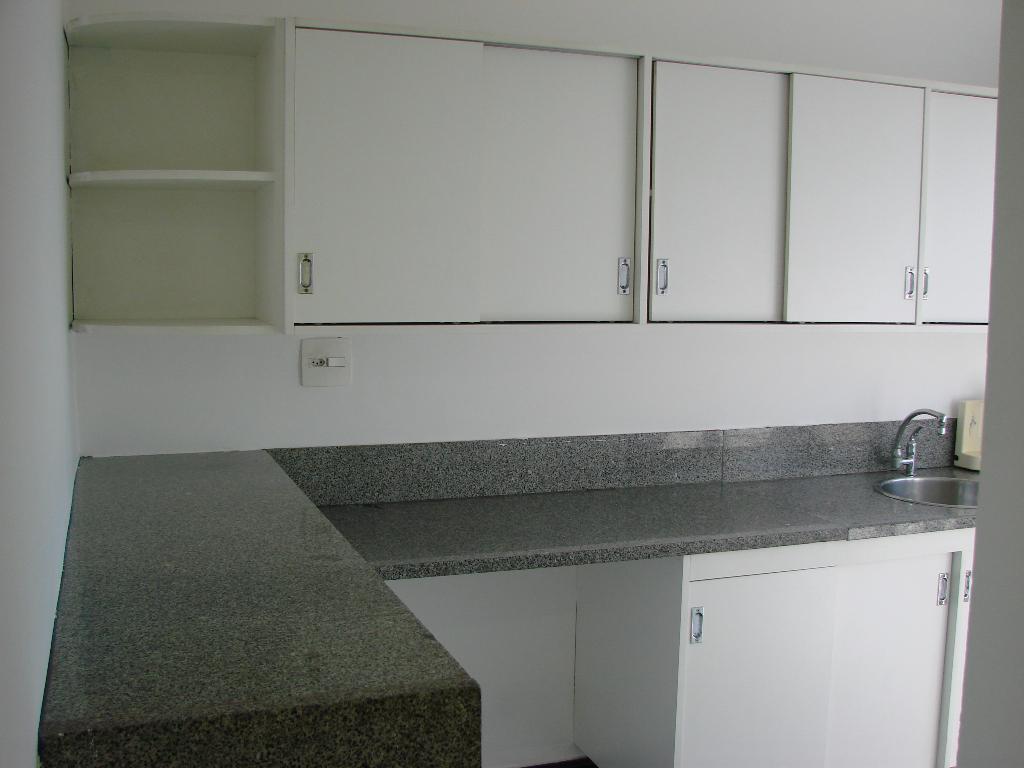 Sala, Funcionários