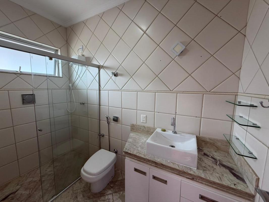 Casa, Jardim Atlântico, 4 Quartos, 6 Vagas, 2 Suítes