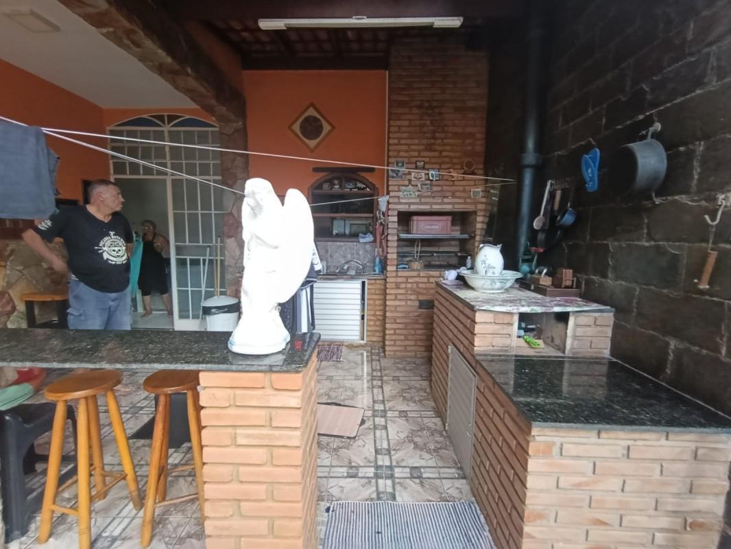 Casa, Nova Vista, 3 Quartos, 0 Vaga, 1 Suíte
