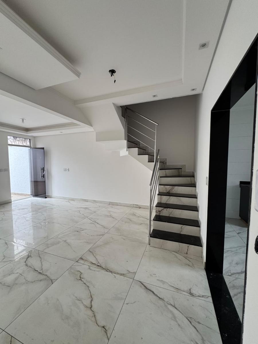 Casa, Rio Branco, 3 Quartos, 2 Vagas, 1 Suíte