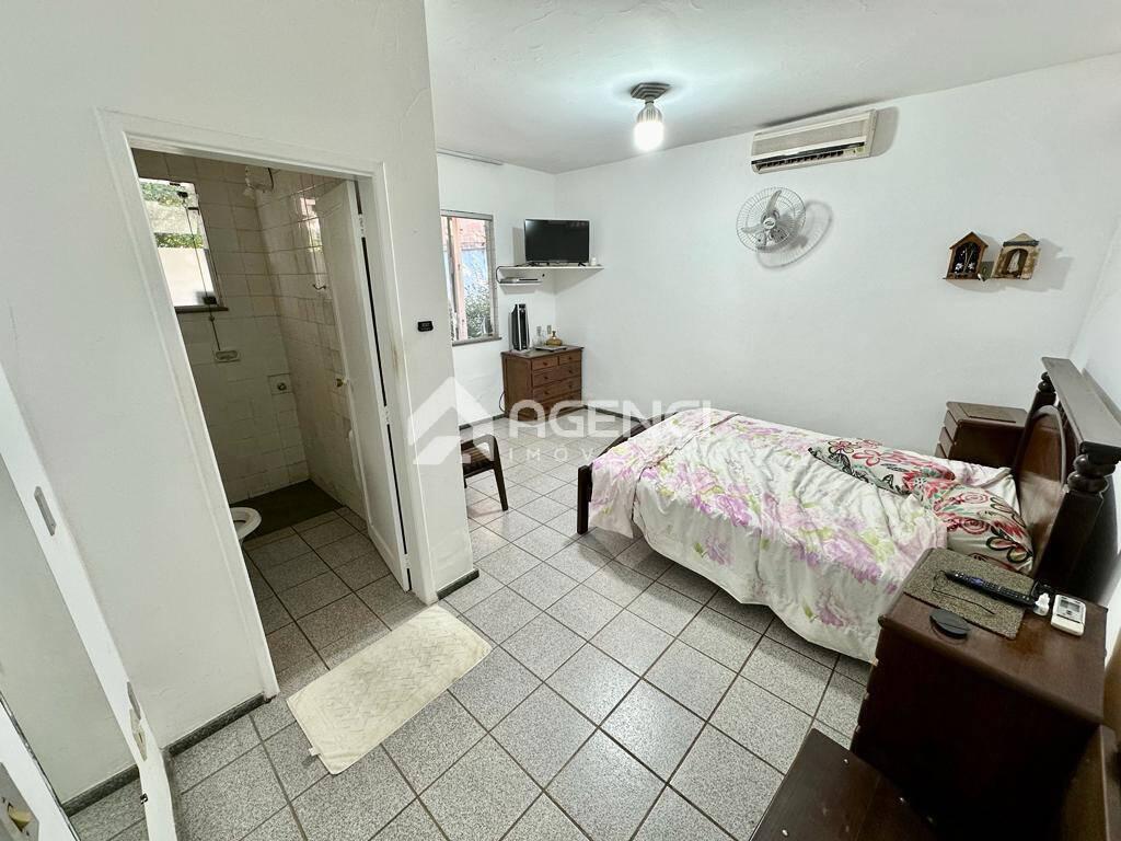 Casa, Camargos, 2 Quartos, 0 Vaga, 1 Suíte