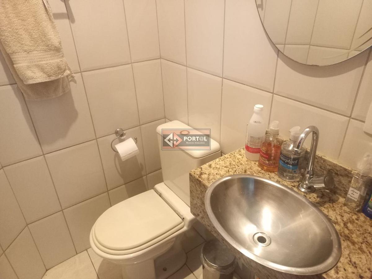 Casa, Itapoã, 3 Quartos, 4 Vagas, 1 Suíte