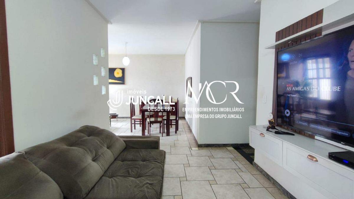 Casa, Santa Branca, 4 Quartos, 3 Vagas, 1 Suíte