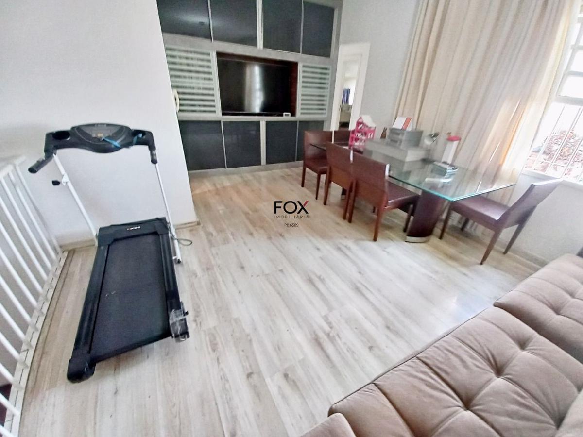 Casa, Santa Lúcia, 5 Quartos, 4 Vagas, 2 Suítes