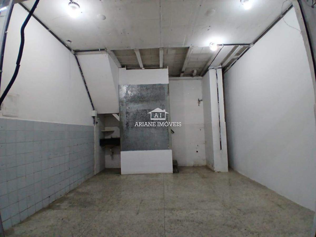 Andar, Centro, 0 Quarto, 0 Vaga