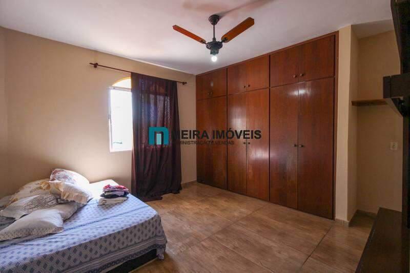 Casa, Planalto, 5 Quartos, 4 Vagas, 1 Suíte