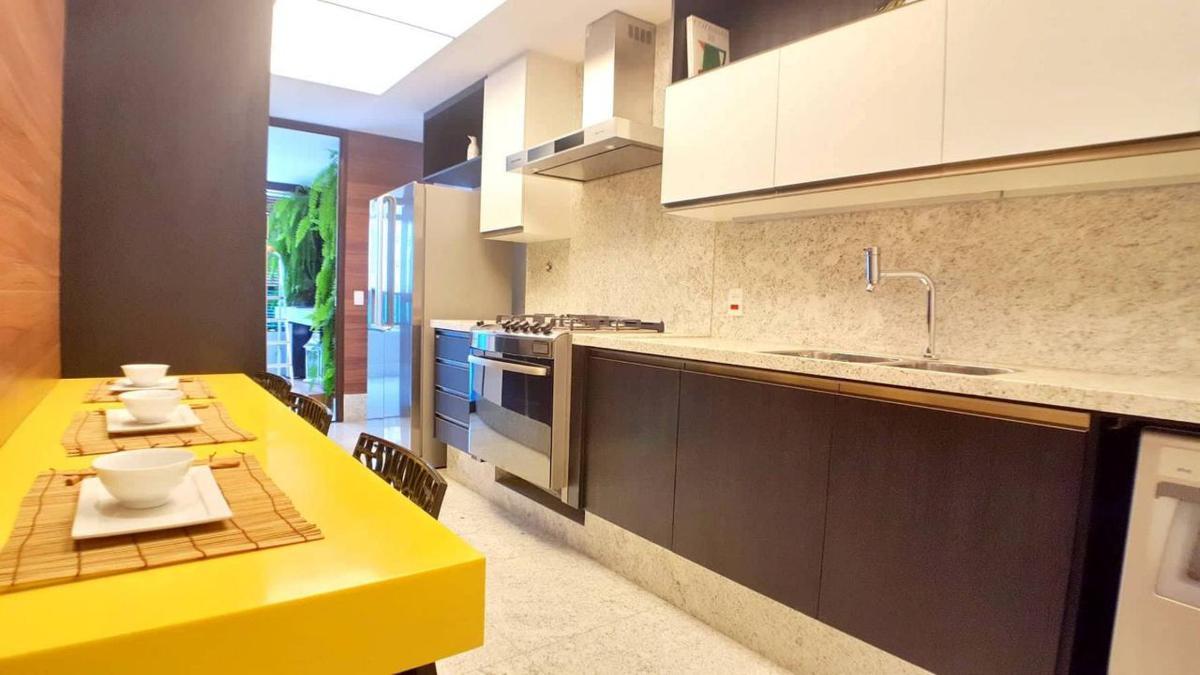 Apartamento, Luxemburgo, 4 Quartos, 3 Vagas, 2 Suítes