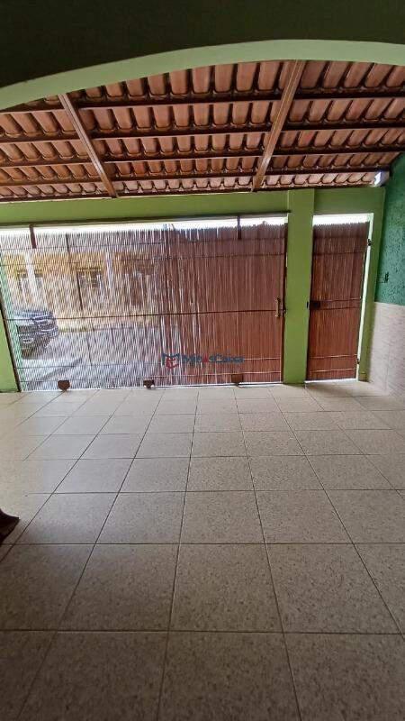 Casa, Primavera, 4 Quartos, 3 Vagas