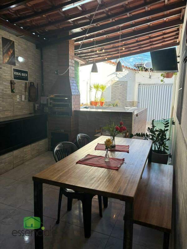 Casa, Parque Ayrton Senna, 3 Quartos, 2 Vagas