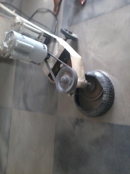 barreiro Faço Piso de Granitina Polida