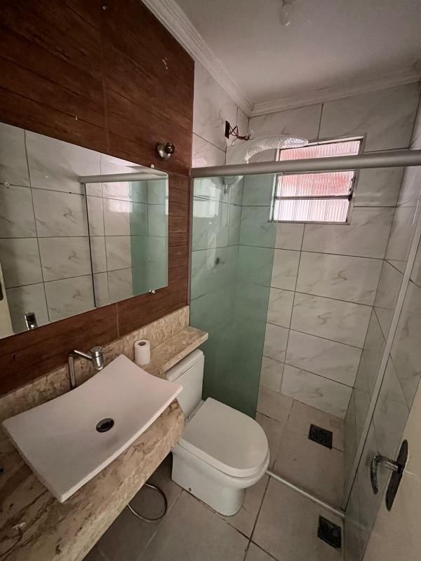 Casa, Venda Nova, 2 Quartos, 2 Vagas