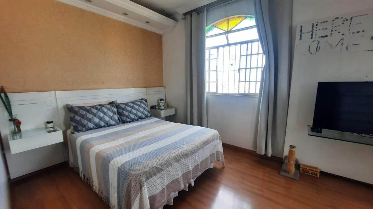 Cobertura, Cachoeirinha, 3 Quartos, 2 Vagas, 1 Suíte