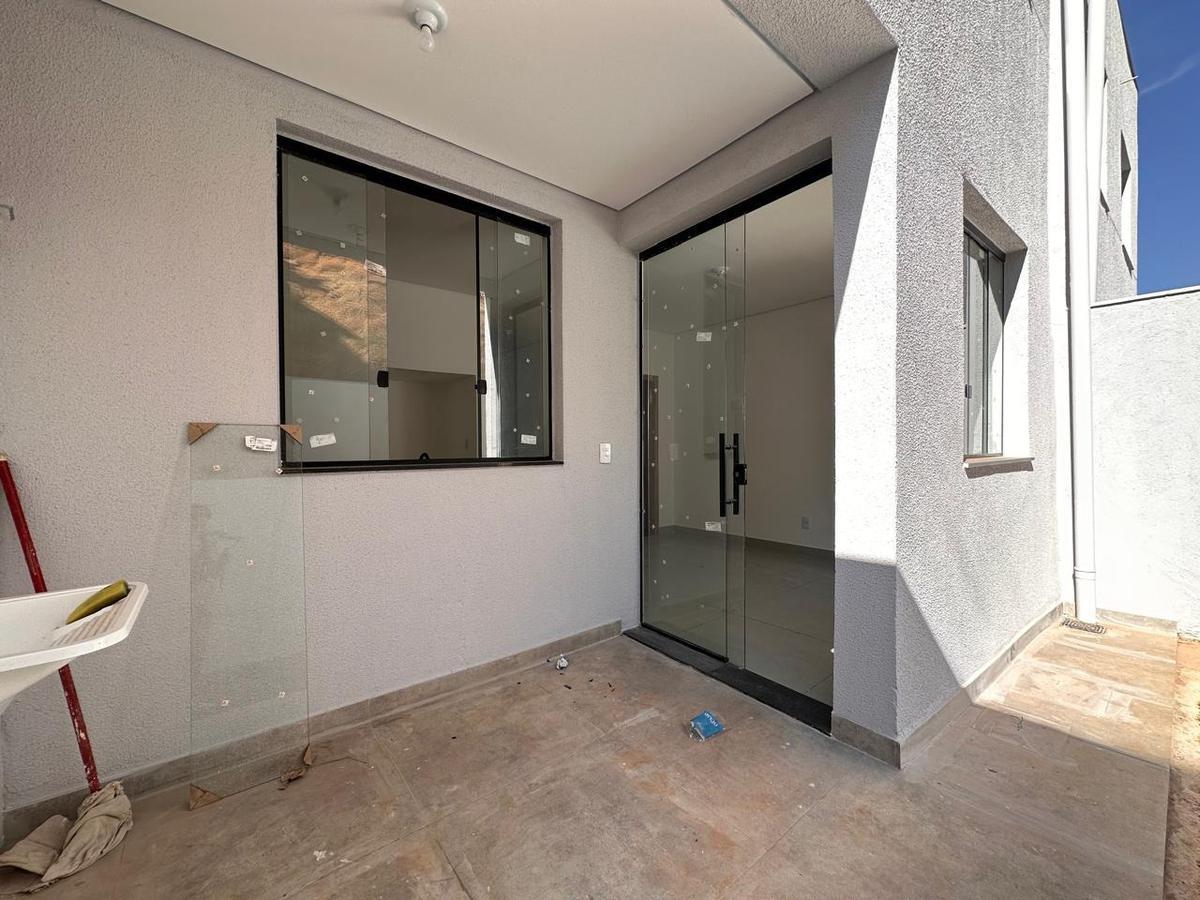 Casa, Manacás, 3 Quartos, 3 Vagas, 1 Suíte