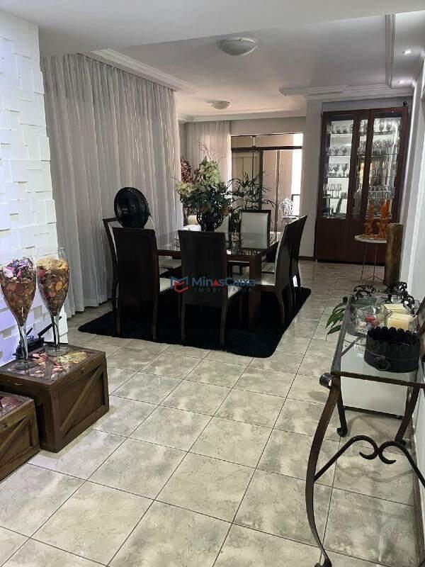 Apartamento, Serenata, 4 Quartos, 2 Vagas, 2 Suítes