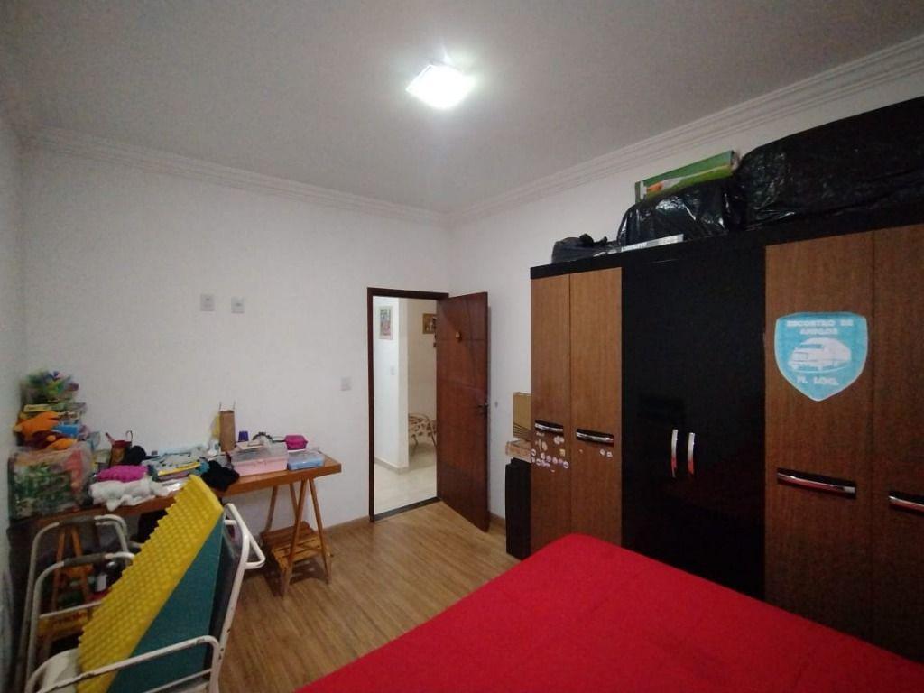 Casa, Mangueiras, 3 Quartos, 4 Vagas, 1 Suíte
