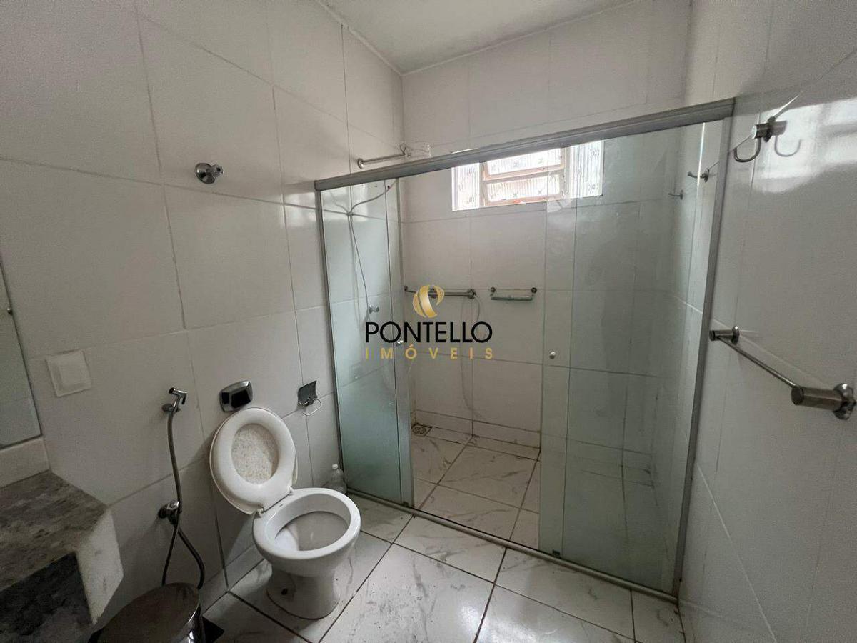 Casa, Jardim Arizona, 3 Quartos, 2 Vagas, 1 Suíte