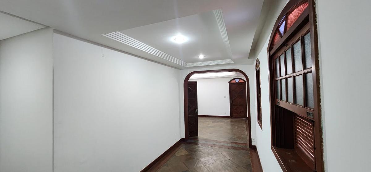 Apartamento, Centro, 5 Quartos, 3 Vagas, 2 Suítes