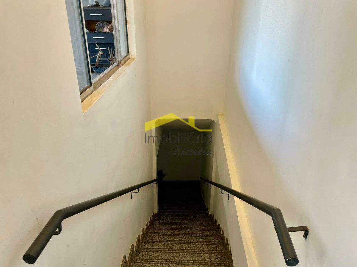 Casa, Nova Suíssa, 4 Quartos, 5 Vagas, 1 Suíte