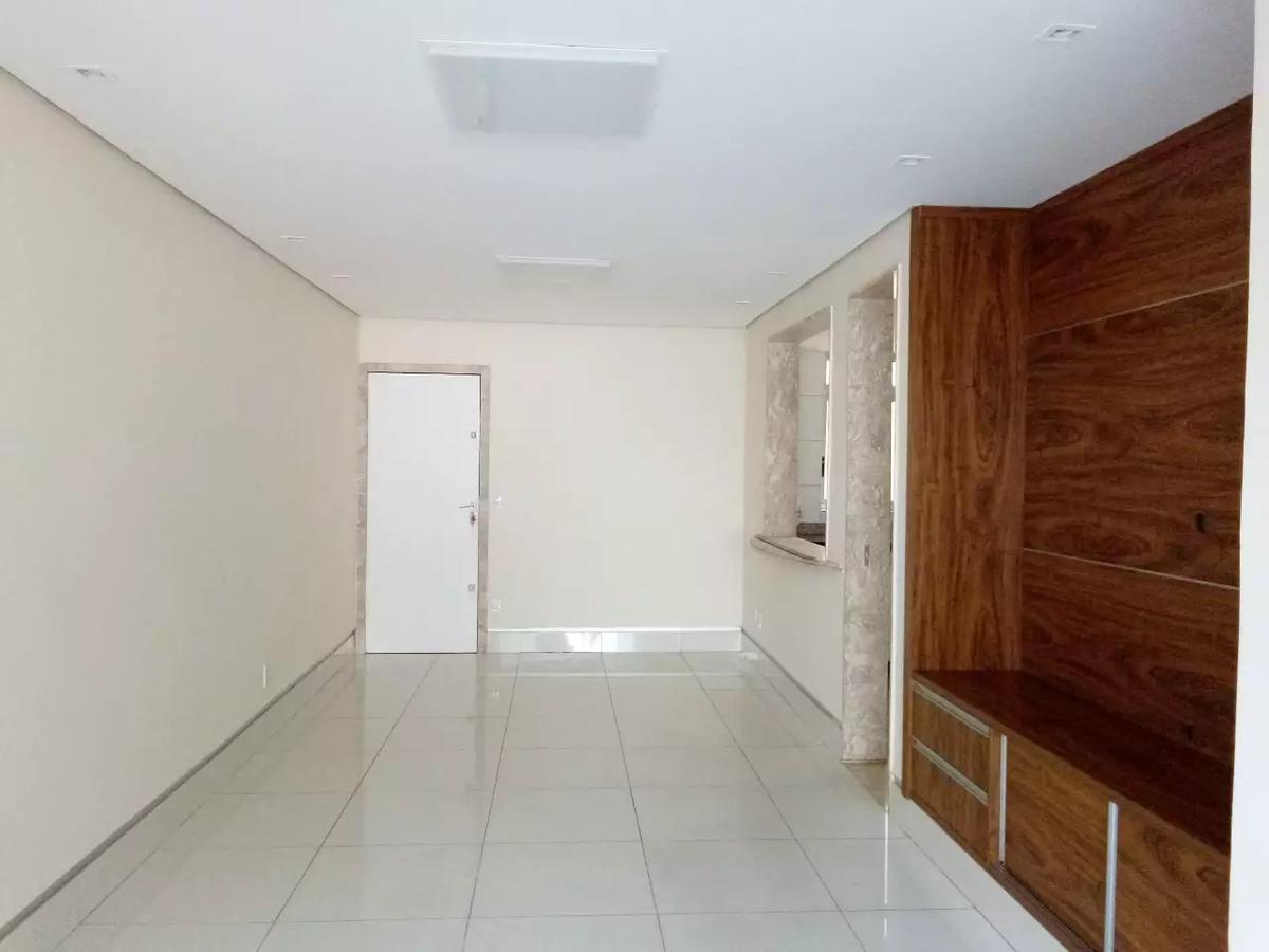 Apartamento, Estoril, 3 Quartos, 3 Vagas, 1 Suíte