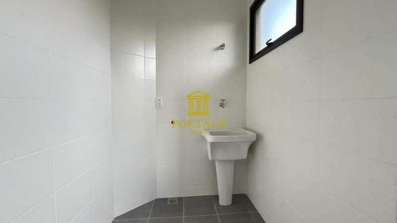 Apartamento, Serra, 2 Quartos, 2 Vagas, 1 Suíte