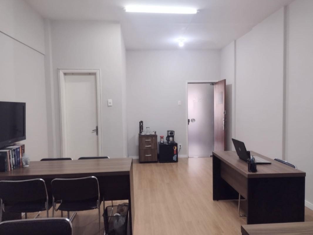 Sala, Centro, 0 Quarto, 0 Vaga