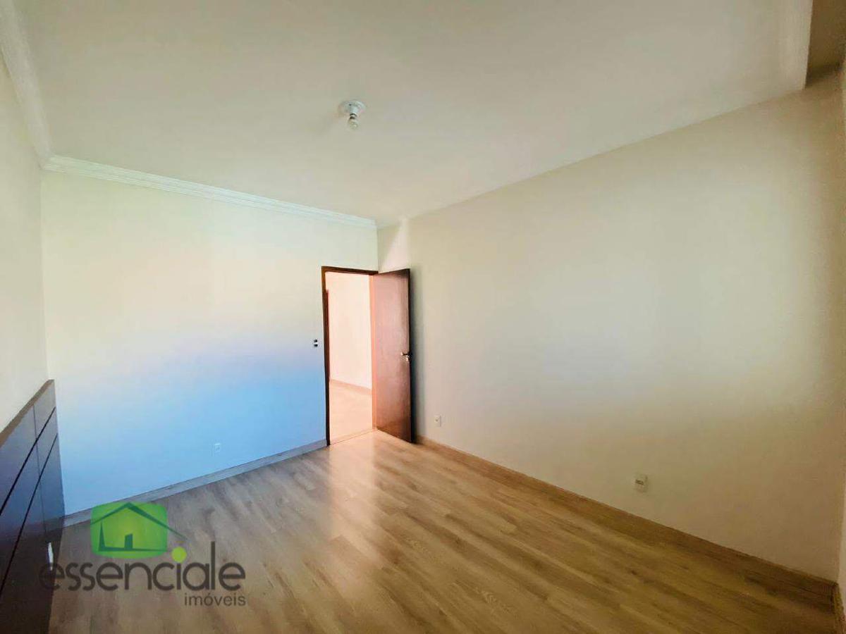 Casa, Jardim Riacho das Pedras, 4 Quartos, 4 Vagas, 2 Suítes