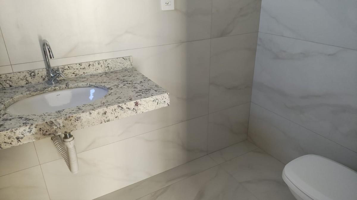 Apartamento, Barreiro, 3 Quartos, 2 Vagas, 1 Suíte