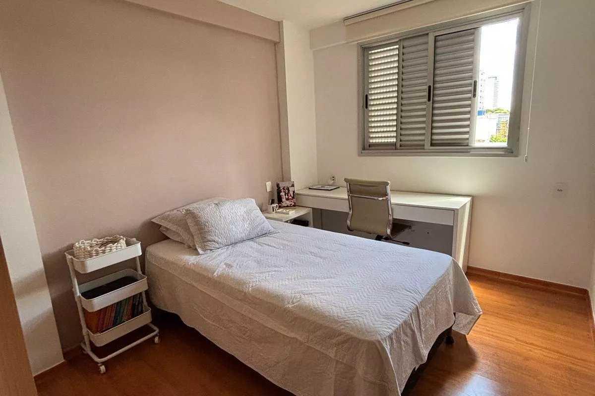 Apartamento, Santa Efigênia, 3 Quartos, 2 Vagas, 1 Suíte