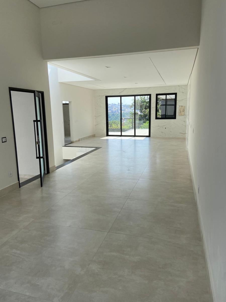 Casa, Santa Luiza, 4 Quartos, 6 Vagas, 2 Suítes